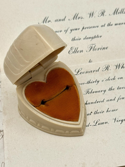 Vintage Heart Shaped Ring Box Velvet Interior Jewelry Presentation Case