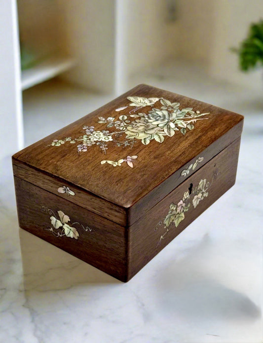 Mother of Pearl Butterfly Jewelry Box Floral Wood Inlay Trinket Keepsake 5.5”