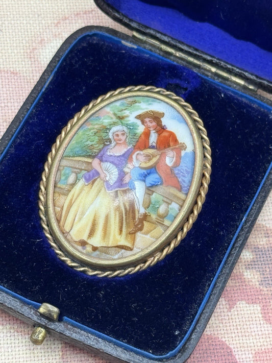 Vintage Limoges Brooch Courting Couple Porcelain Portrait France 1.77” x 1.38”