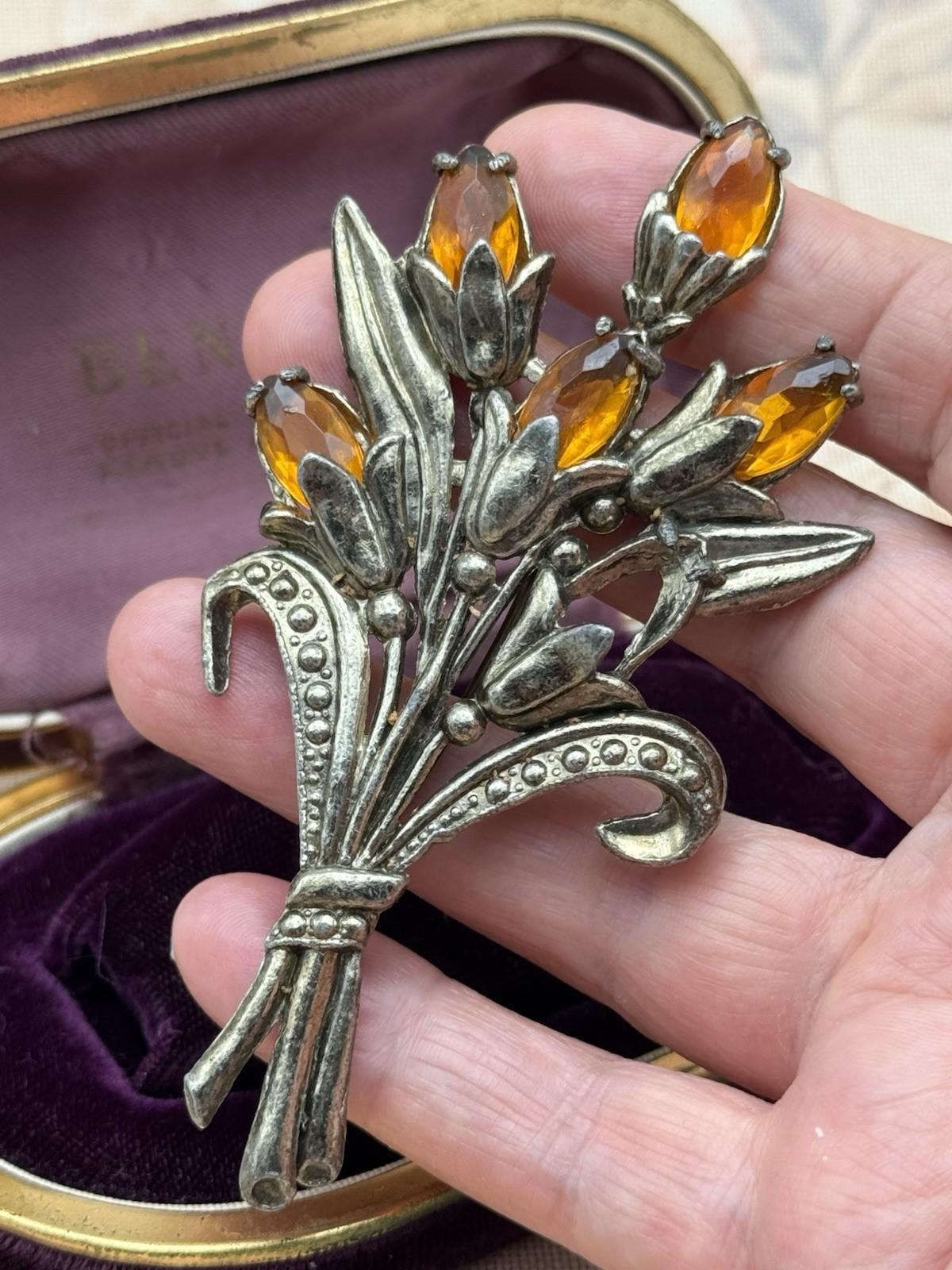 Vintage Silvertone Brooch Honey Rhinestone Floral Bouquet 4” Large Unsigned