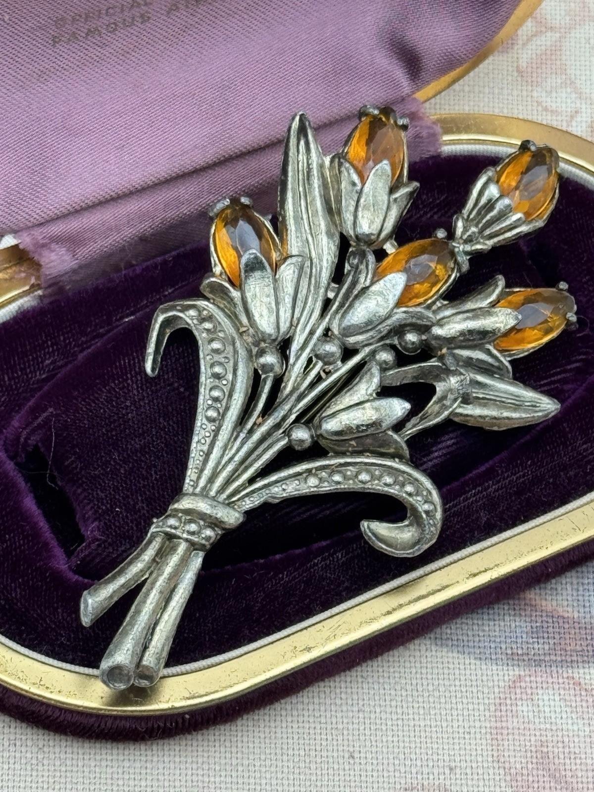 Vintage Silvertone Brooch Honey Rhinestone Floral Bouquet 4” Large Unsigned