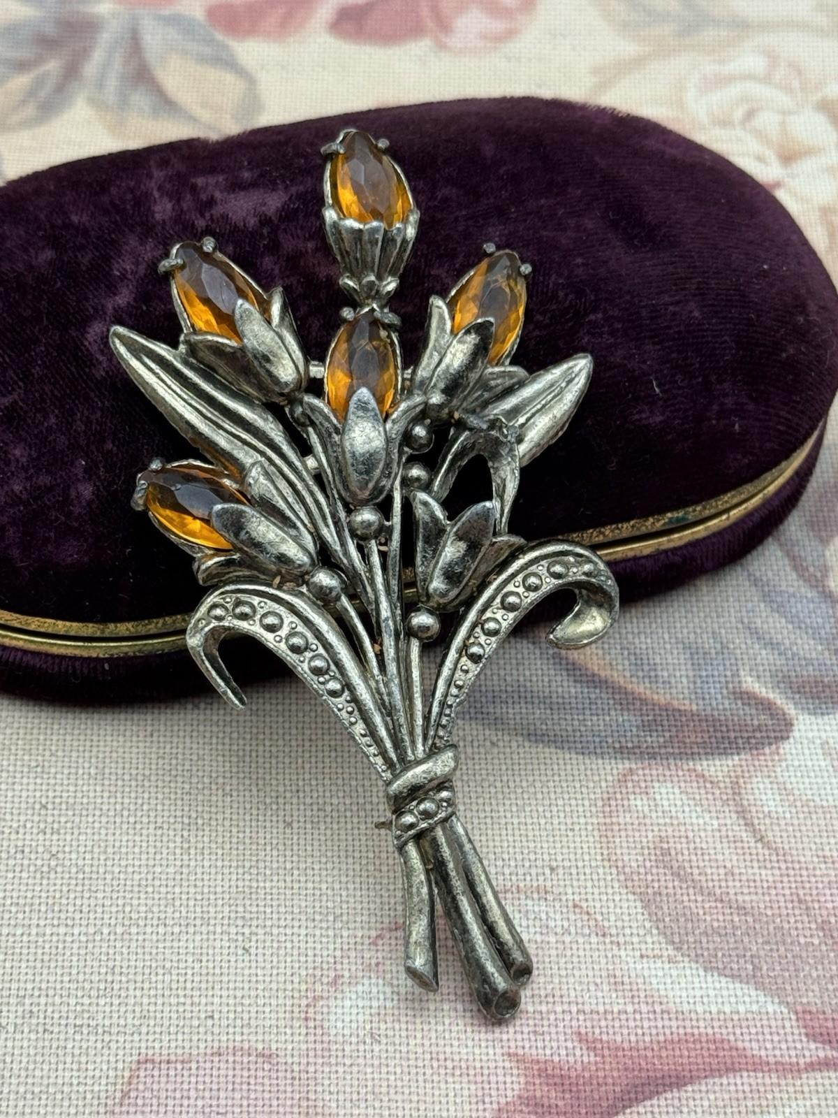 Vintage Silvertone Brooch Honey Rhinestone Floral Bouquet 4” Large Unsigned