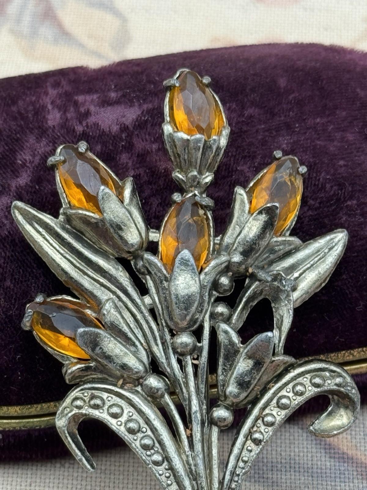 Vintage Silvertone Brooch Honey Rhinestone Floral Bouquet 4” Large Unsigned