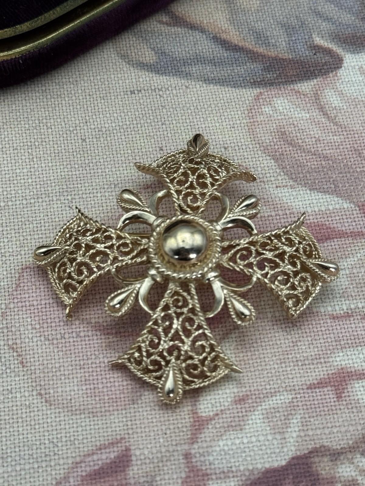 Crown Trifari Brooch Maltese Cross Goldtone Filigree Statement Signed 2.25”