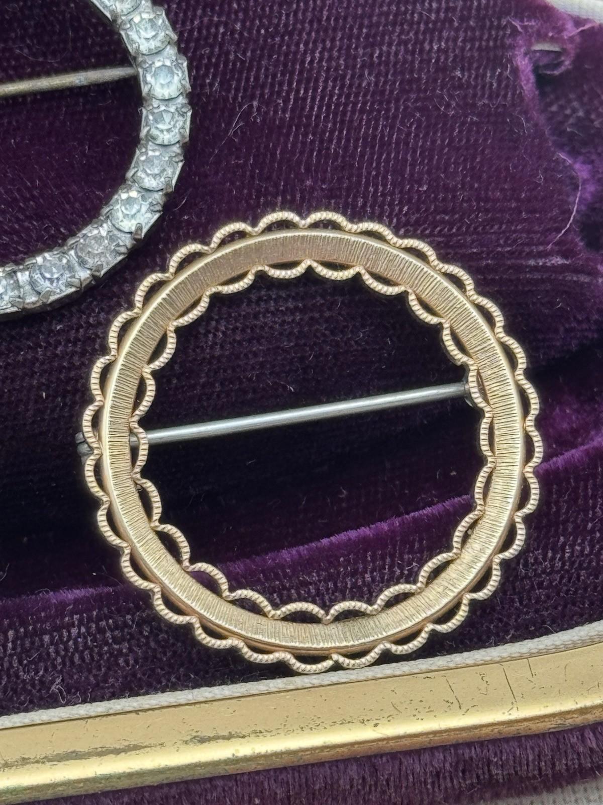 Vintage Circle Brooch Lot Rhinestone Faux Pearl Gold Tone Pin Set of 3