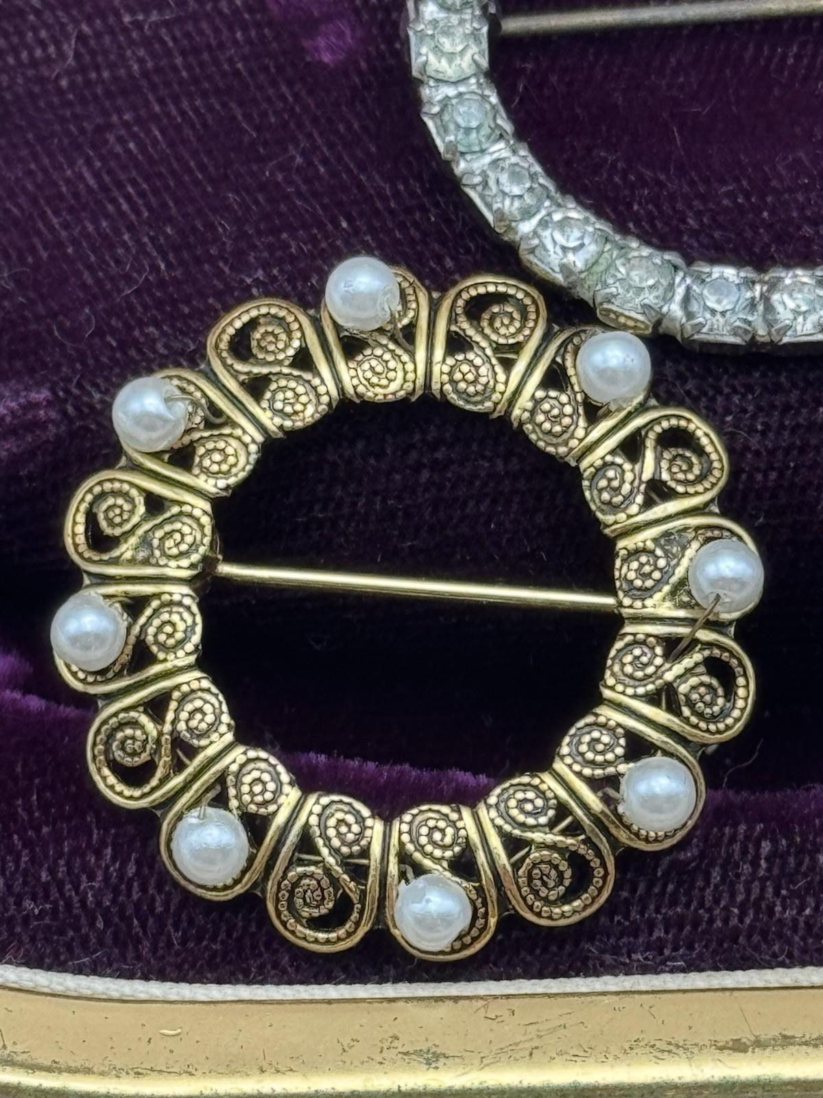 Vintage Circle Brooch Lot Rhinestone Faux Pearl Gold Tone Pin Set of 3