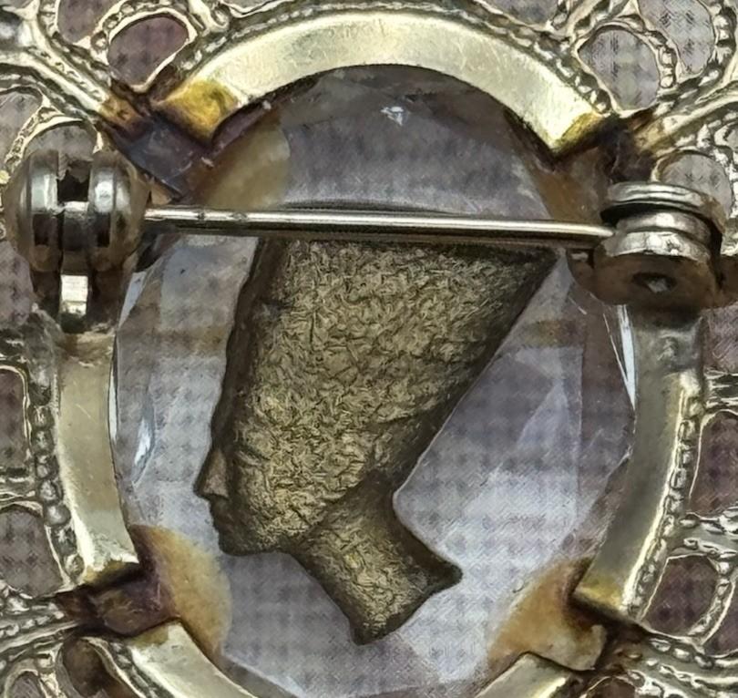 Intaglio Glass Cameo Brooch Nefertiti Profile Goldtone Egyptian Revival VINTAGE