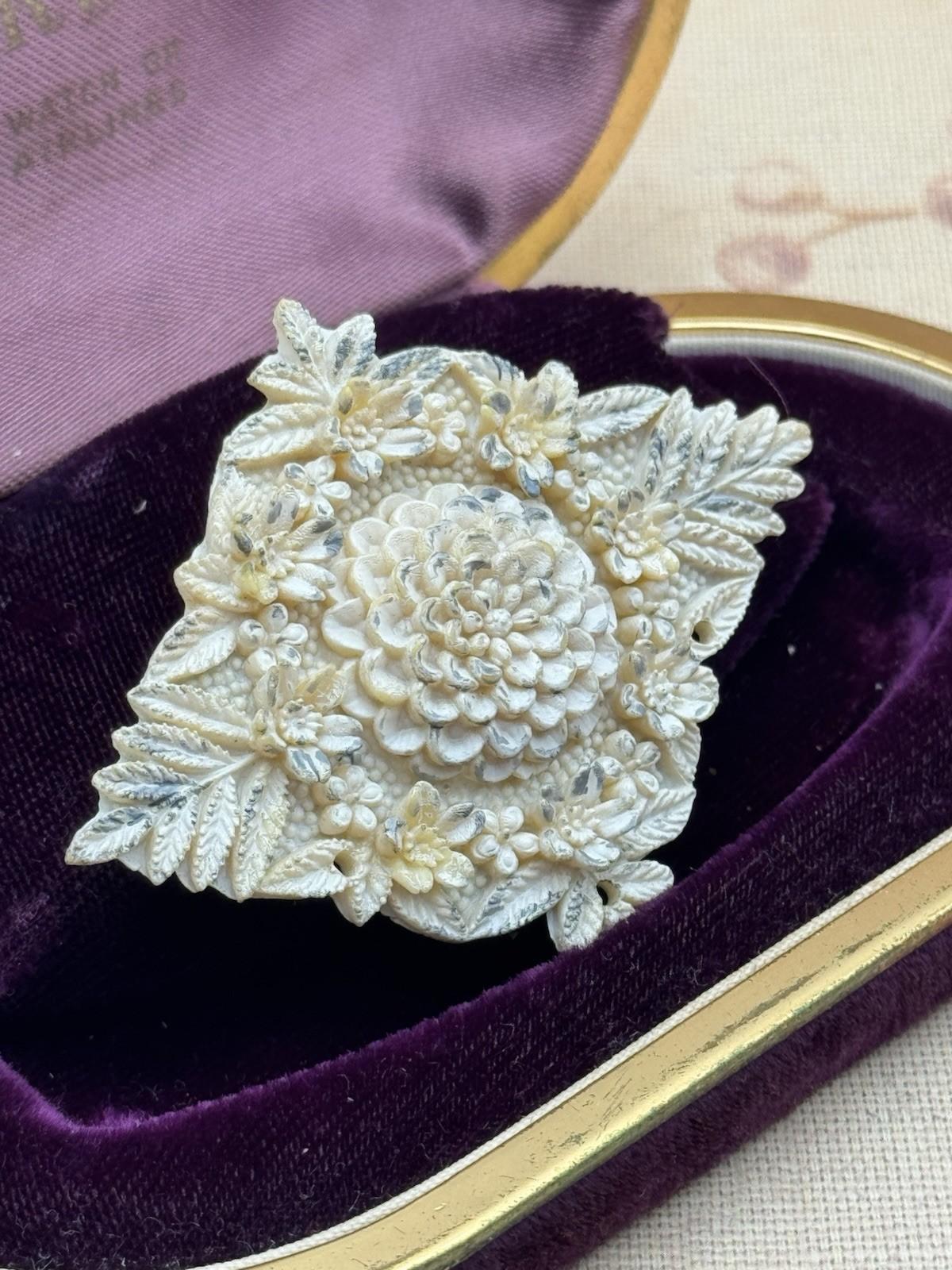 Vintage Brooch Early Plastics Floral Carved Chrysanthemum Flower Pin 2.5”