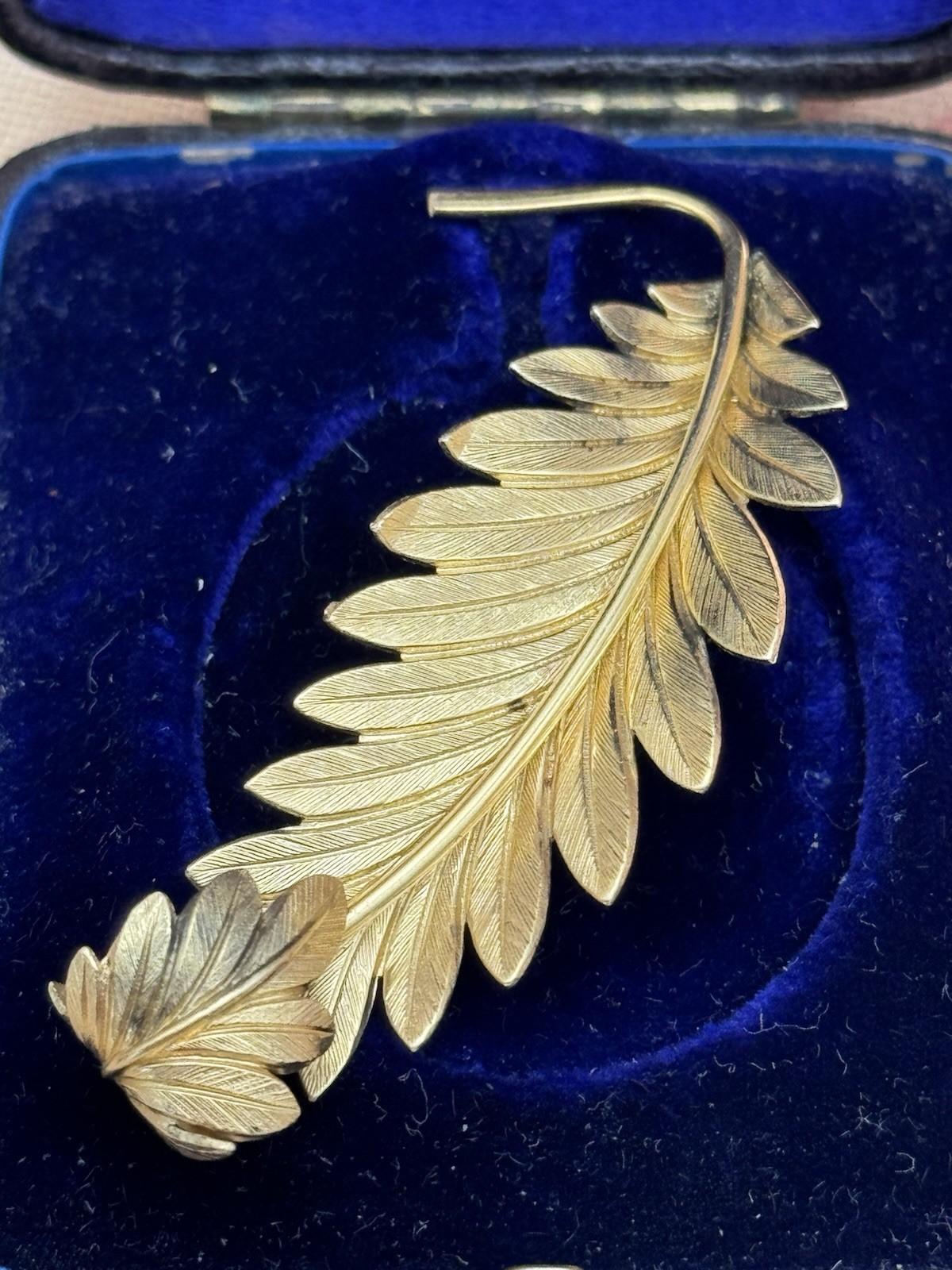 Vintage Welle 14K Gold Filled Leaf Brooch Pin – 2.25”