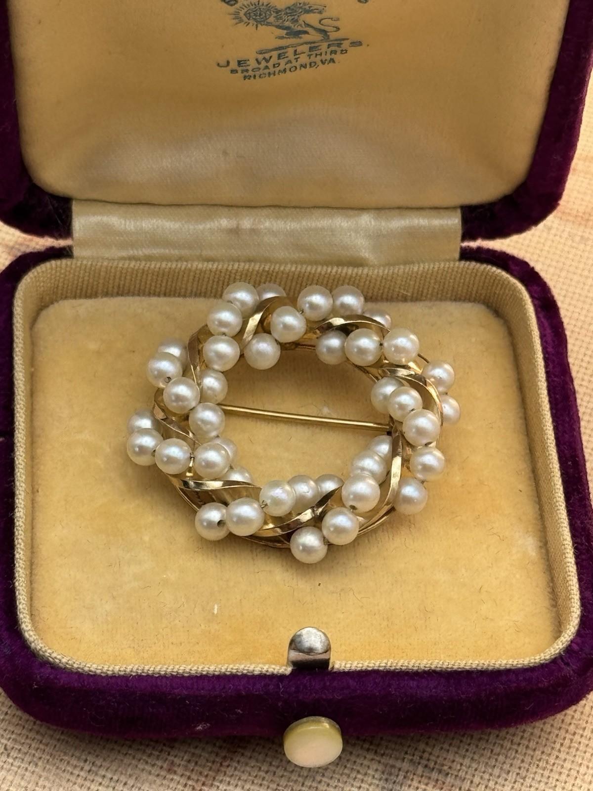 Vintage Winard 12K Gold Filled Faux Pearl Circle Brooch Pin