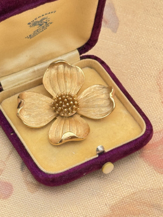 Vintage Signed Trifari Gold Tone Dogwood Flower Brooch
