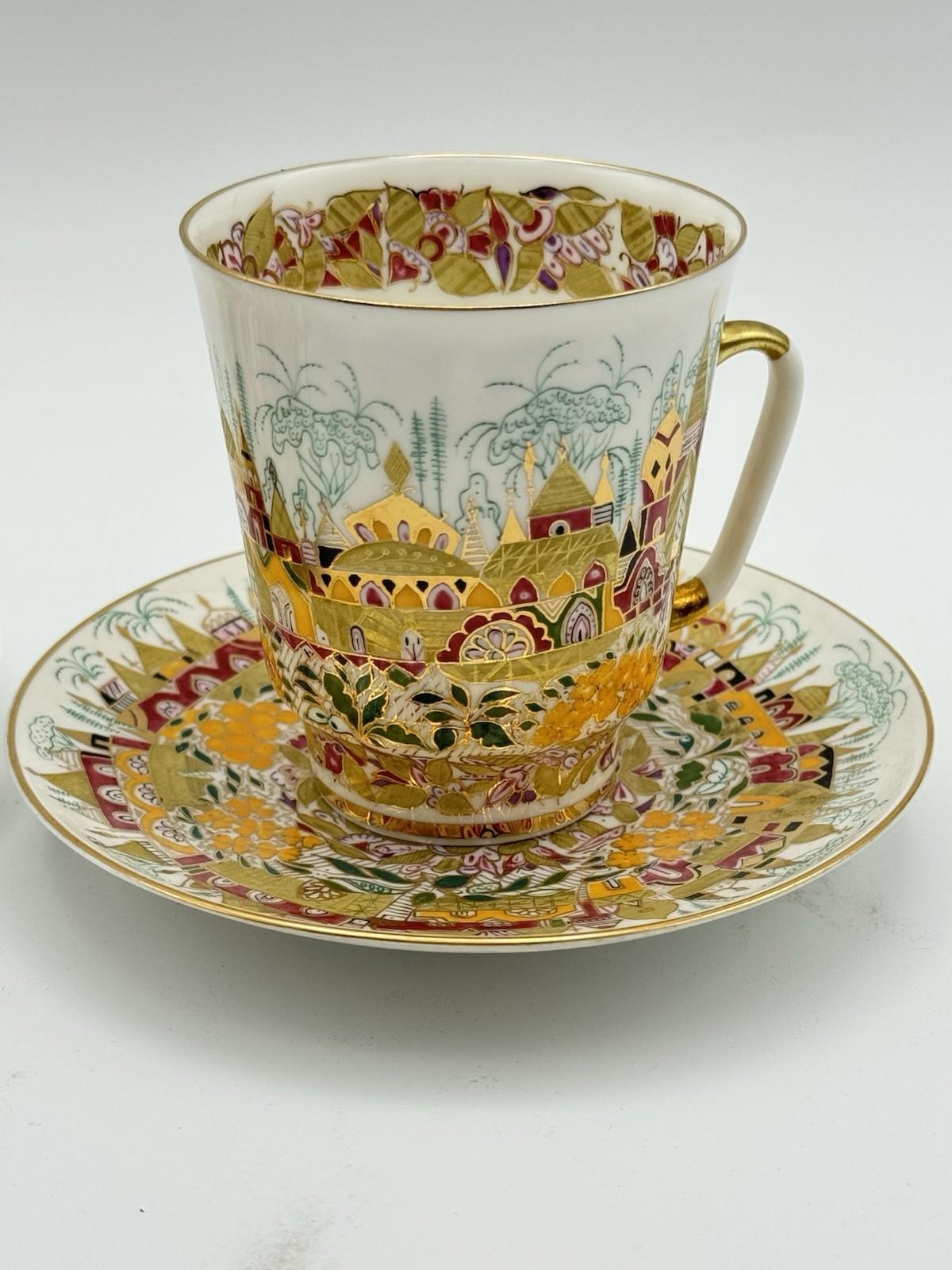 Pair Lomonosov Imperial Porcelain Golden Spring 2 Espresso Cups & Saucers 22K