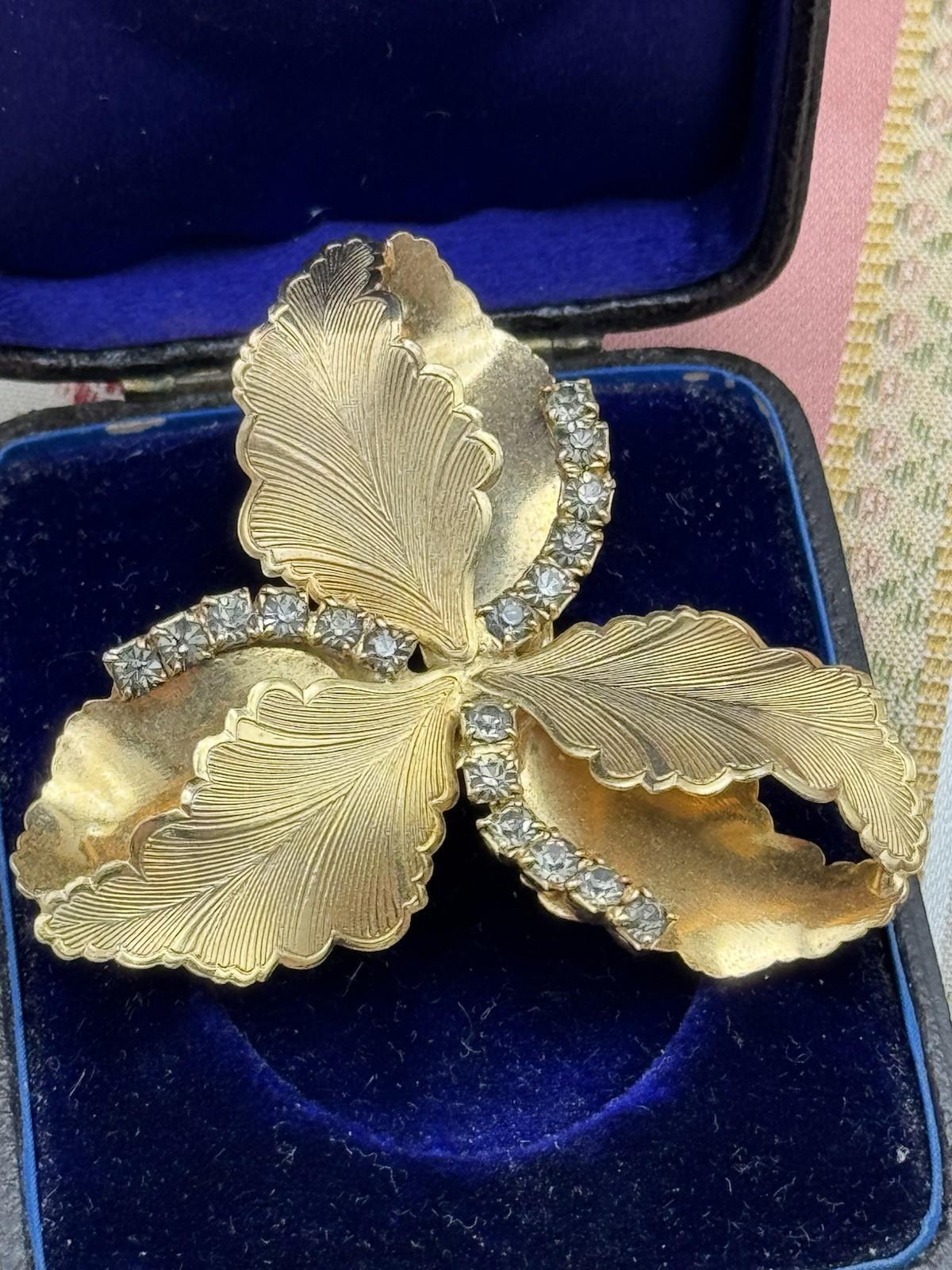 Vintage Brooch Goldtone Leaf & Rhinestone Floral – 2.25” x 2.25”
