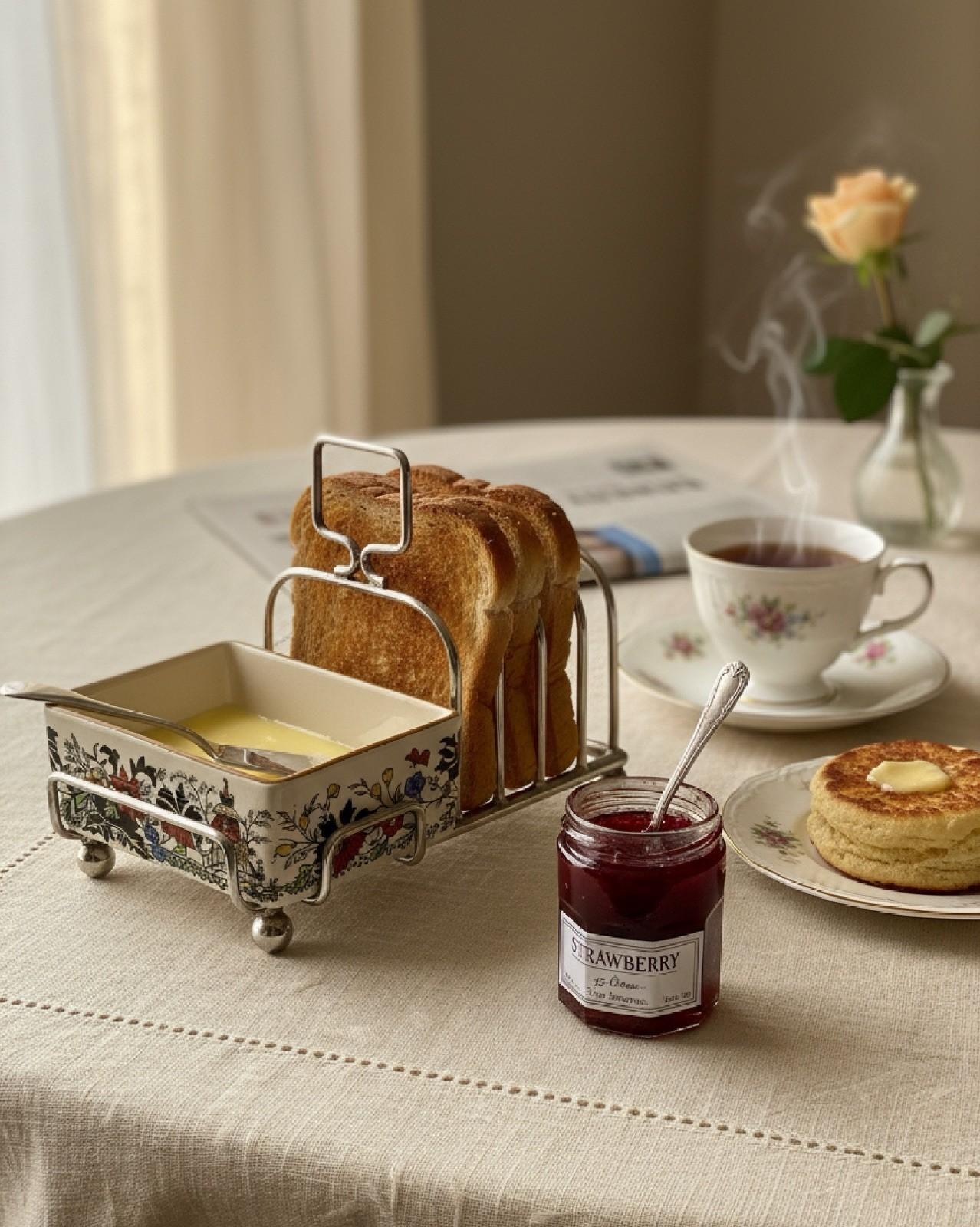 Vintage Toast Rack with Butter or Jam Server Spreader Sandland Ware English