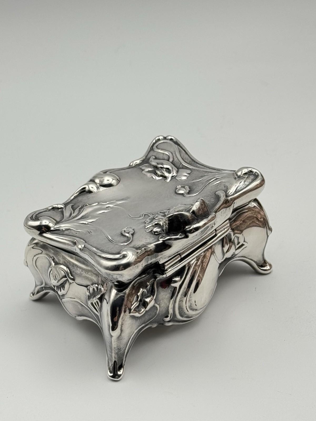 Art Nouveau Jewelry Box – Antique Rogers Silverplate, Floral Repousse EXQUISITE