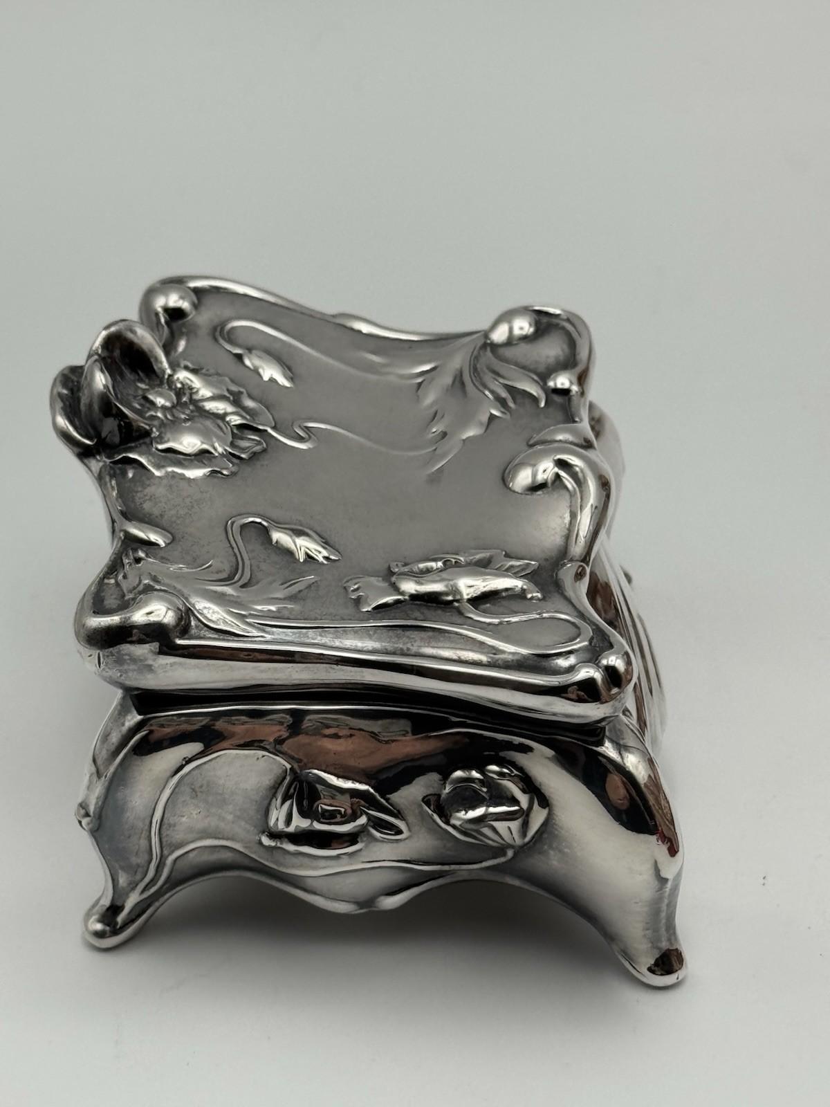 Art Nouveau Jewelry Box – Antique Rogers Silverplate, Floral Repousse EXQUISITE
