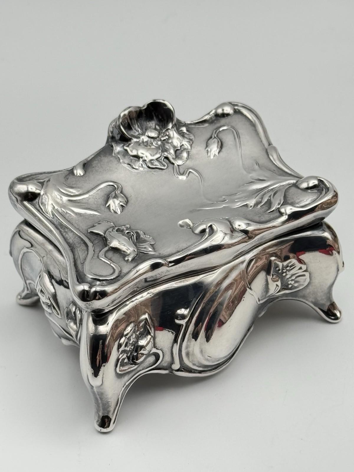 Art Nouveau Jewelry Box – Antique Rogers Silverplate, Floral Repousse EXQUISITE