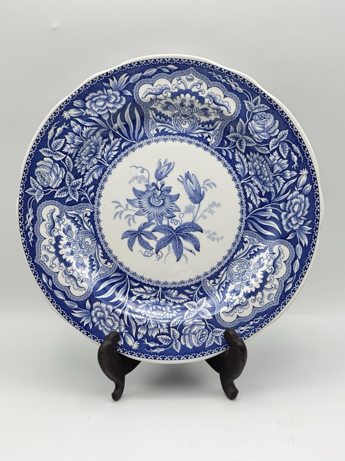 Spode Blue Room Collection Floral Plate 10.43 inch Diameter England