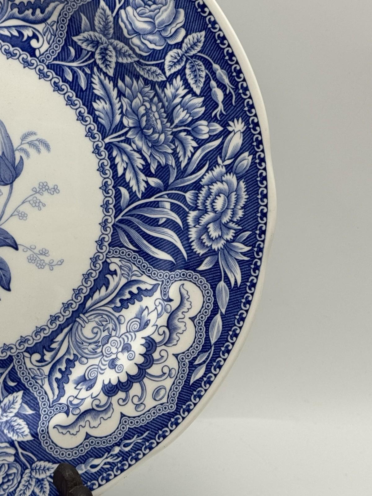 Spode Blue Room Collection Floral Plate 10.43 inch Diameter England