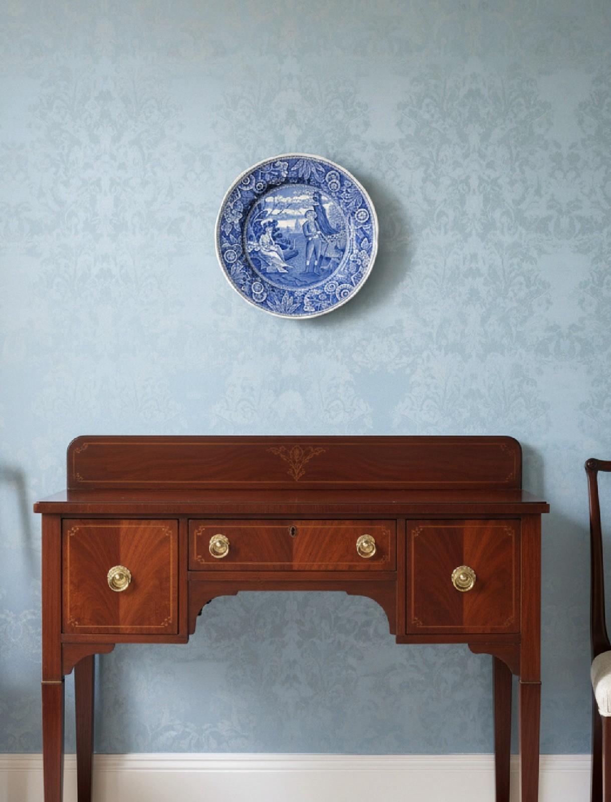 Spode Blue Room Collection Woodman Plate 10.43 inch Diameter England