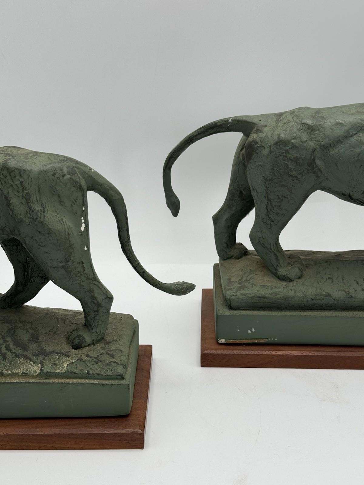 Pair Vintage Bookends Cast Metal Lions Wood Base 9”h Verdigris Finish Opposing