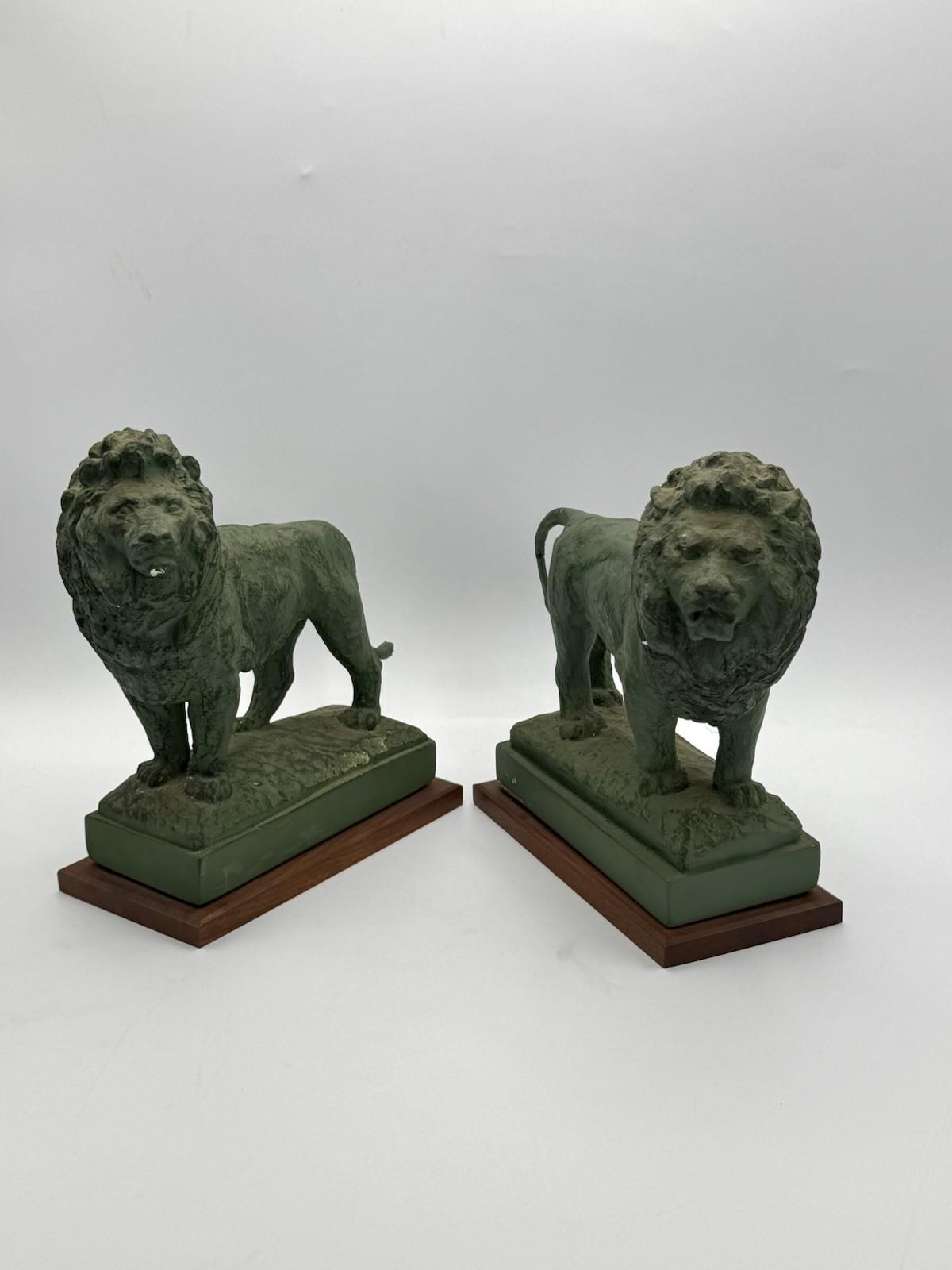 Pair Vintage Bookends Cast Metal Lions Wood Base 9”h Verdigris Finish Opposing