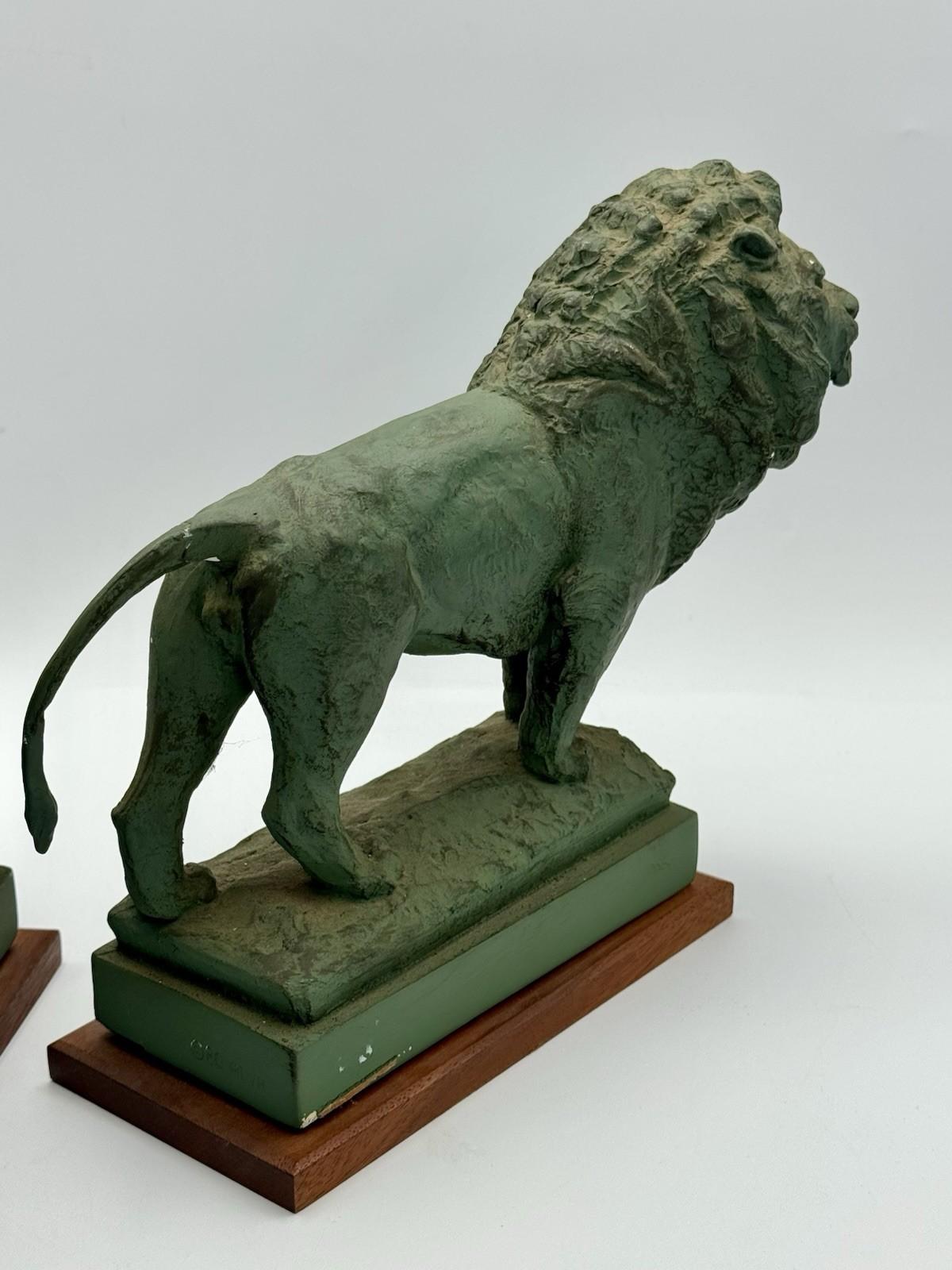 Pair Vintage Bookends Cast Metal Lions Wood Base 9”h Verdigris Finish Opposing
