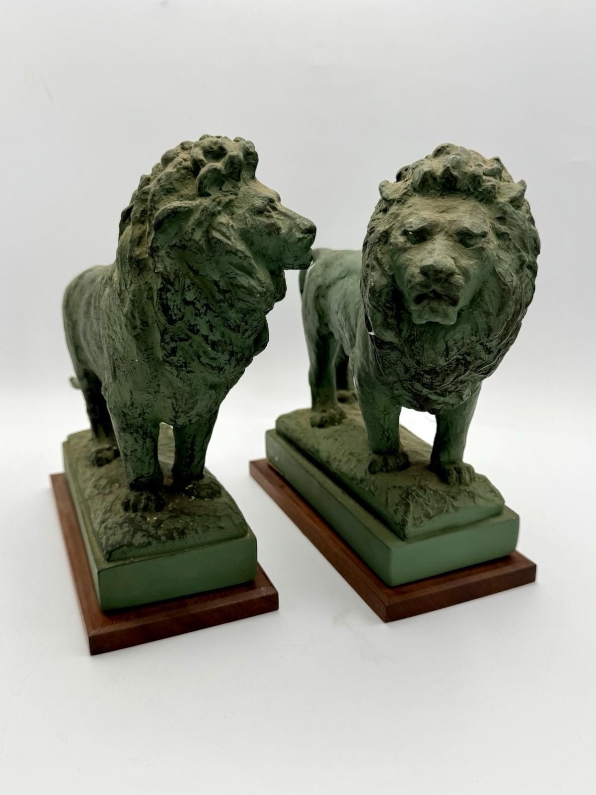 Pair Vintage Bookends Cast Metal Lions Wood Base 9”h Verdigris Finish Opposing
