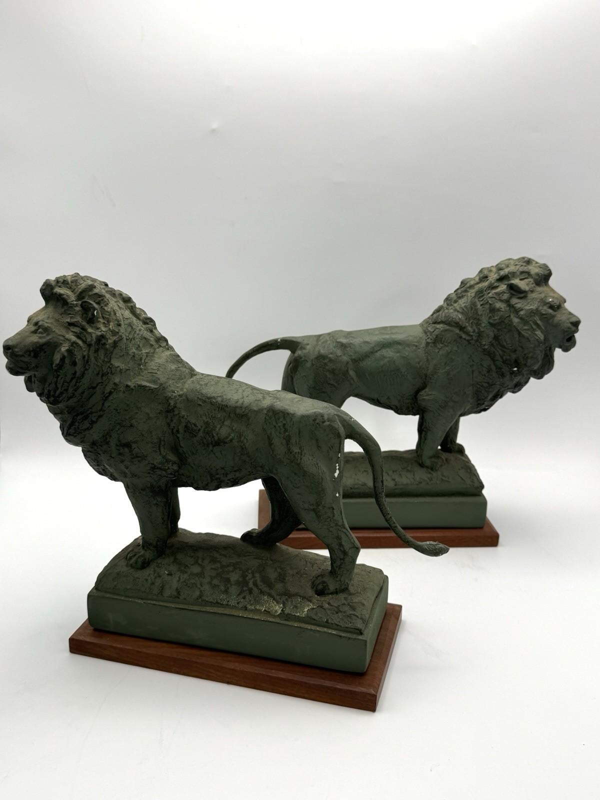Pair Vintage Bookends Cast Metal Lions Wood Base 9”h Verdigris Finish Opposing