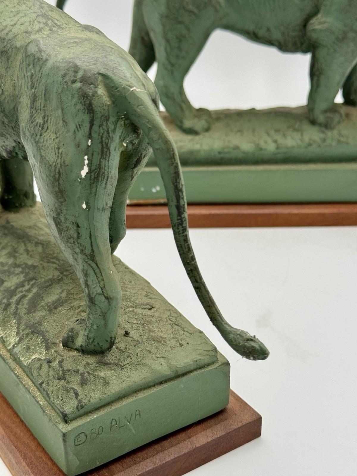 Pair Vintage Bookends Cast Metal Lions Wood Base 9”h Verdigris Finish Opposing
