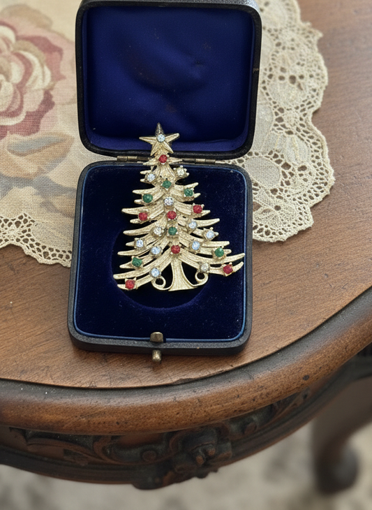 Vintage Tancer II Christmas Tree Brooch Goldtone Rhinestone Signed 2.5”