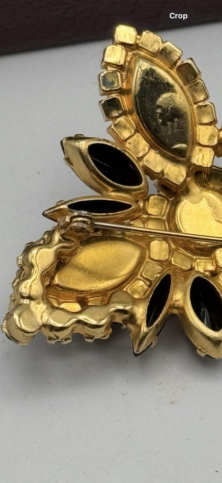 Vintage Black Rhinestone Brooch Juliana Style Floral Spray Gold Tone 2.6in