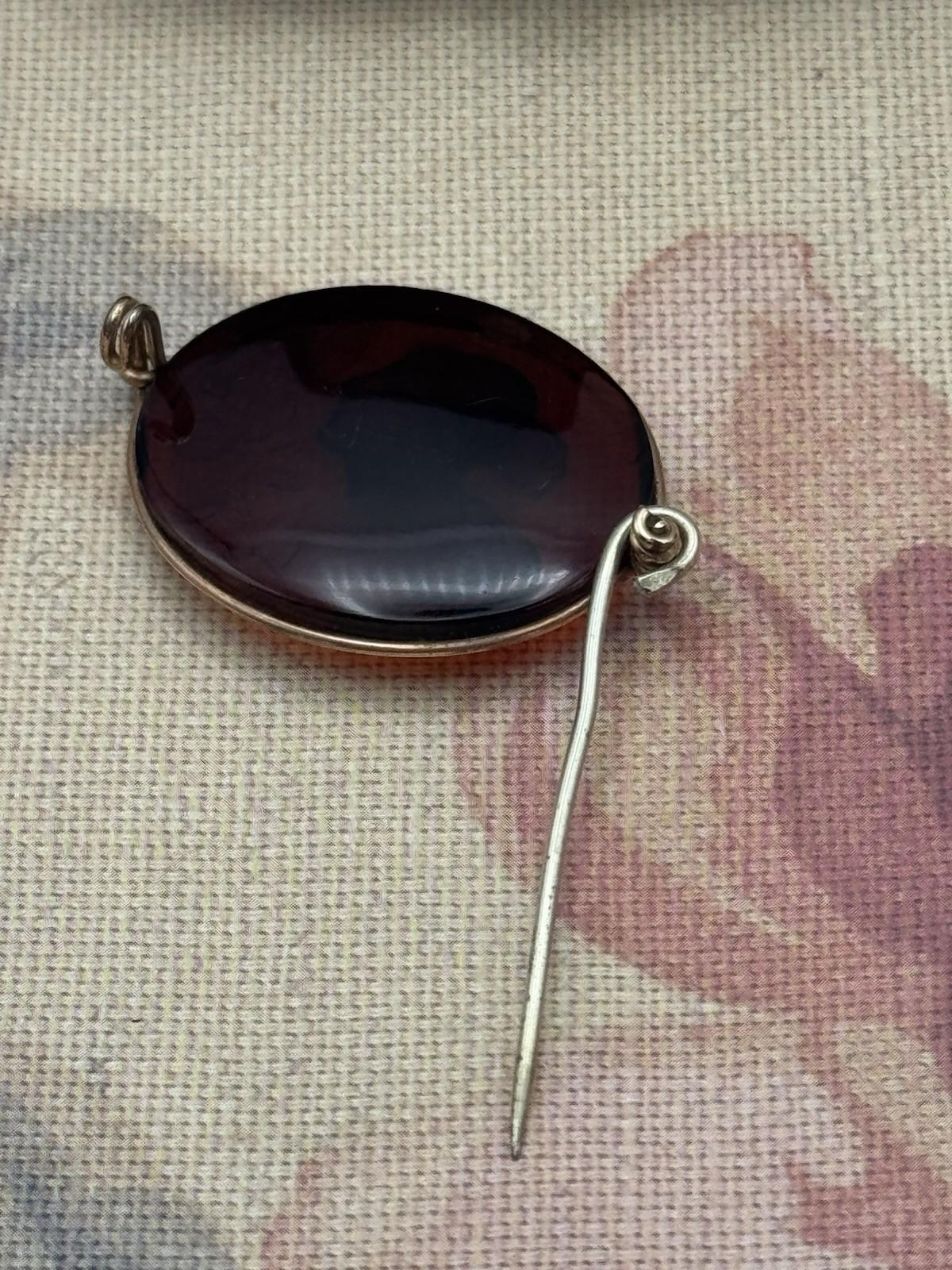 Antique Resin Intaglio Cameo Brooch Gold Filled Frame 1.5” x 1”