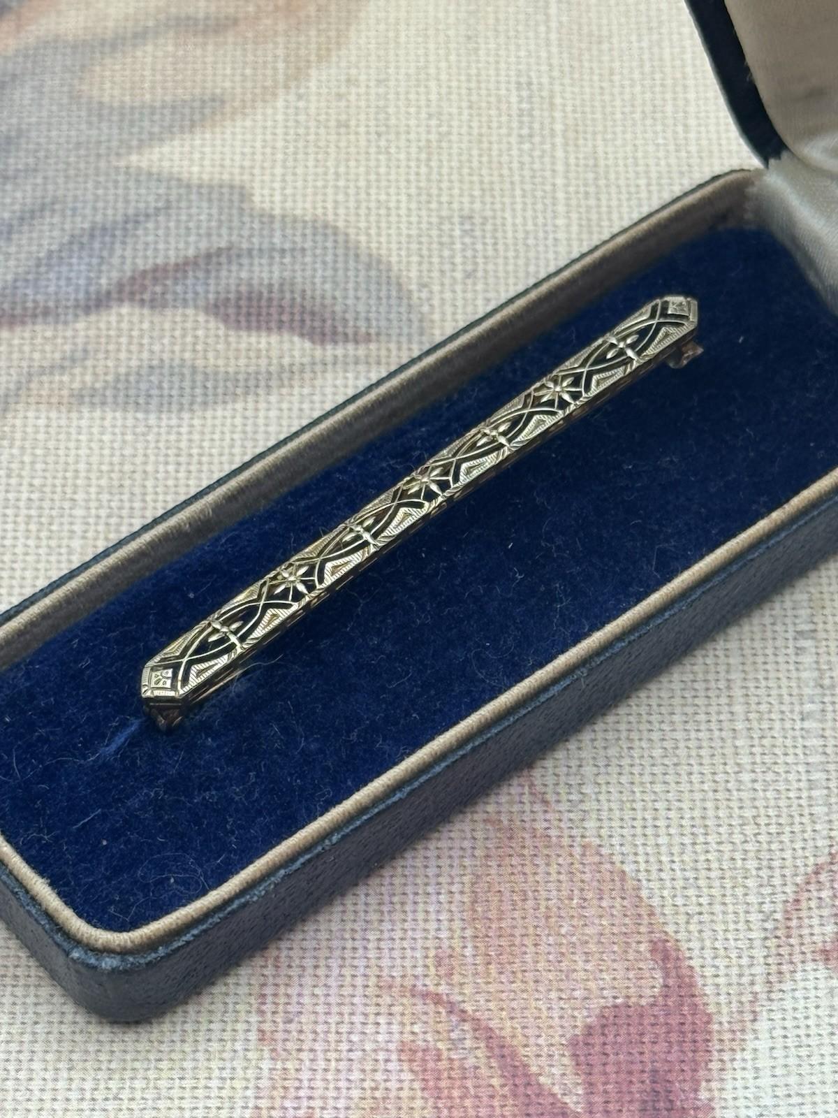 Antique 14K Gold Filigree Bar Brooch Pin Circa 1910-20 2” 2.3g