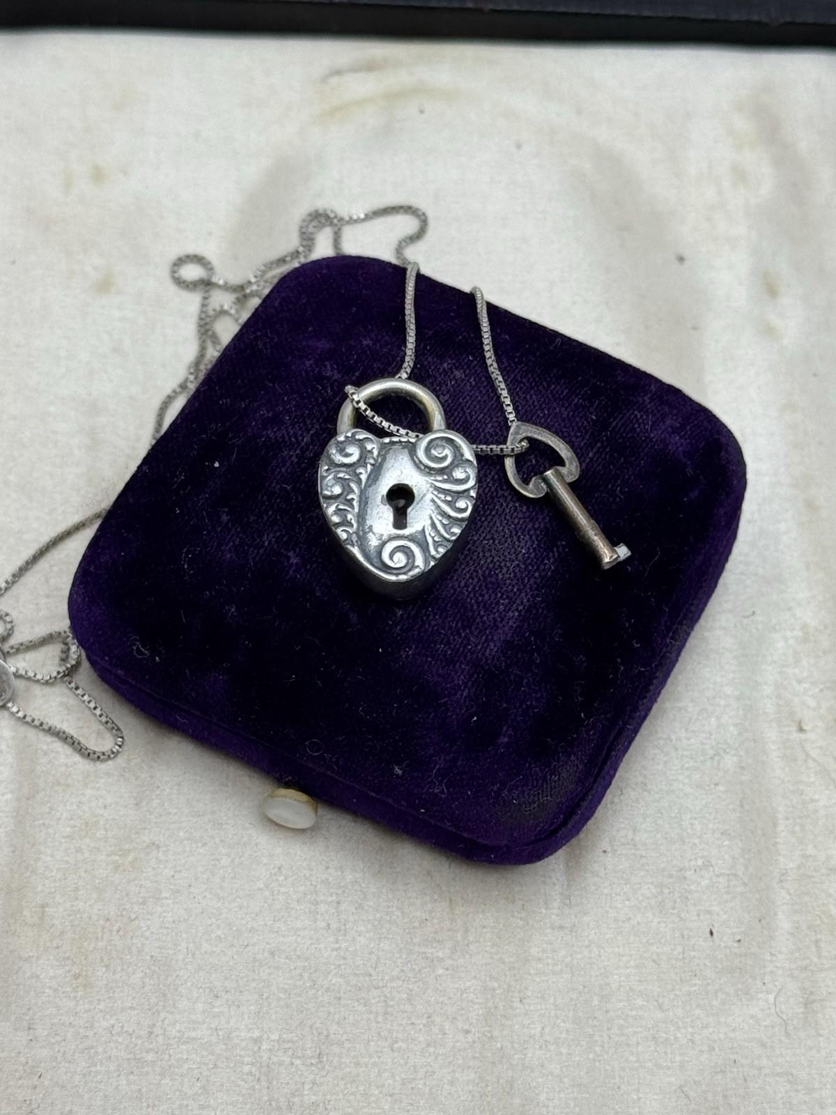 Antique Victorian Sterling Heart Padlock Locket Key 19” Sterling Chain Necklace