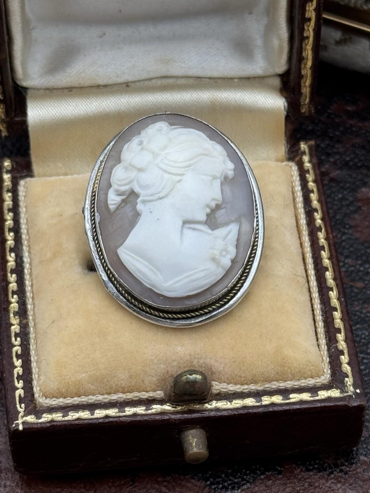 Vintage 800 Silver Shell Cameo Brooch Pendant Carved Lady Oval 1.1in x 0.75in