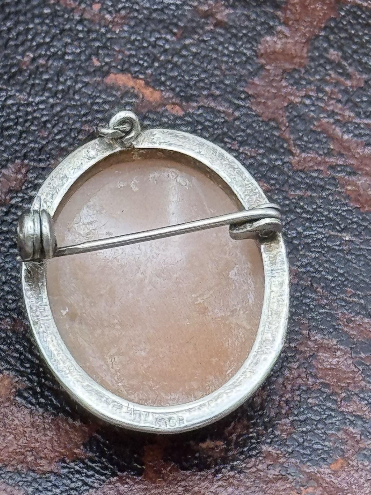 Vintage 800 Silver Shell Cameo Brooch Pendant Carved Lady Oval 1.1in x 0.75in