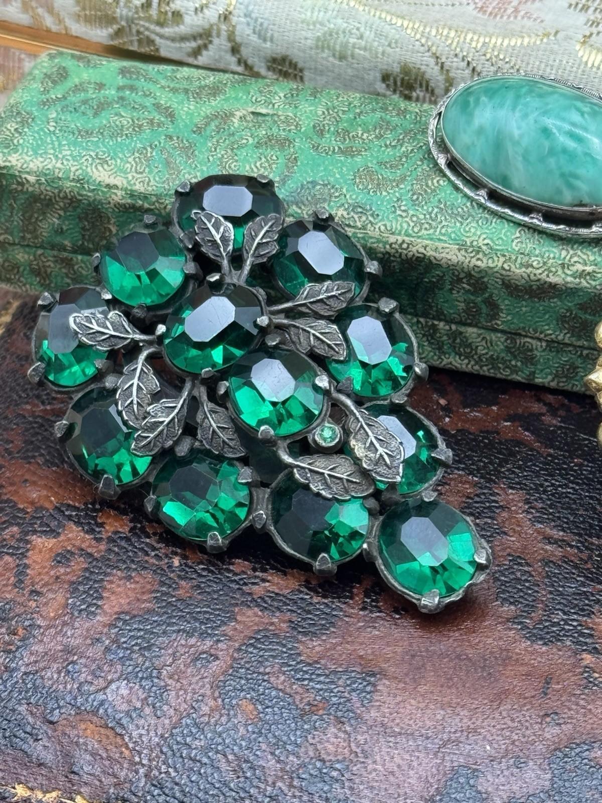 Antique Art Deco Czech Style GREEN Rhinestone Cluster Dress Clip 2.4in