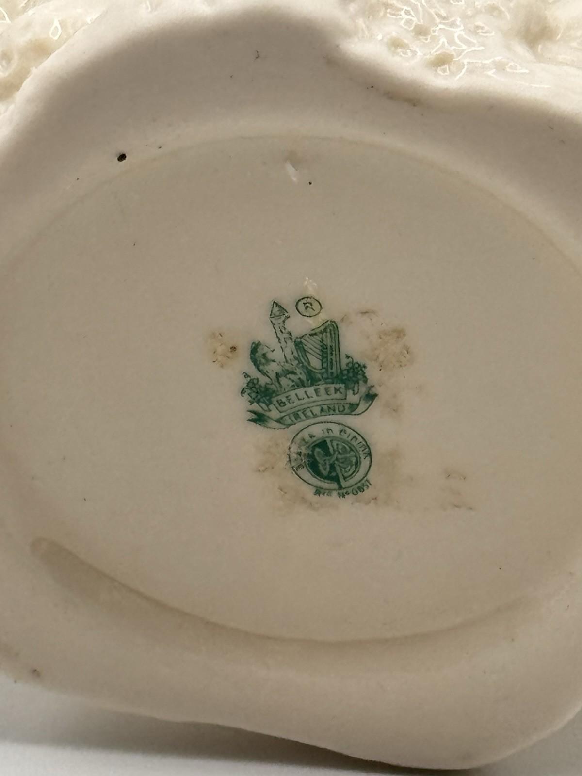 Vintage Belleek Vase Pot Twisted Shell Pattern 4.25” 6th Green Mark