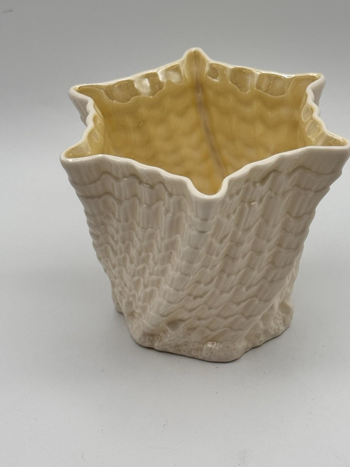 Vintage Belleek Vase Pot Twisted Shell Pattern 4.25” 6th Green Mark