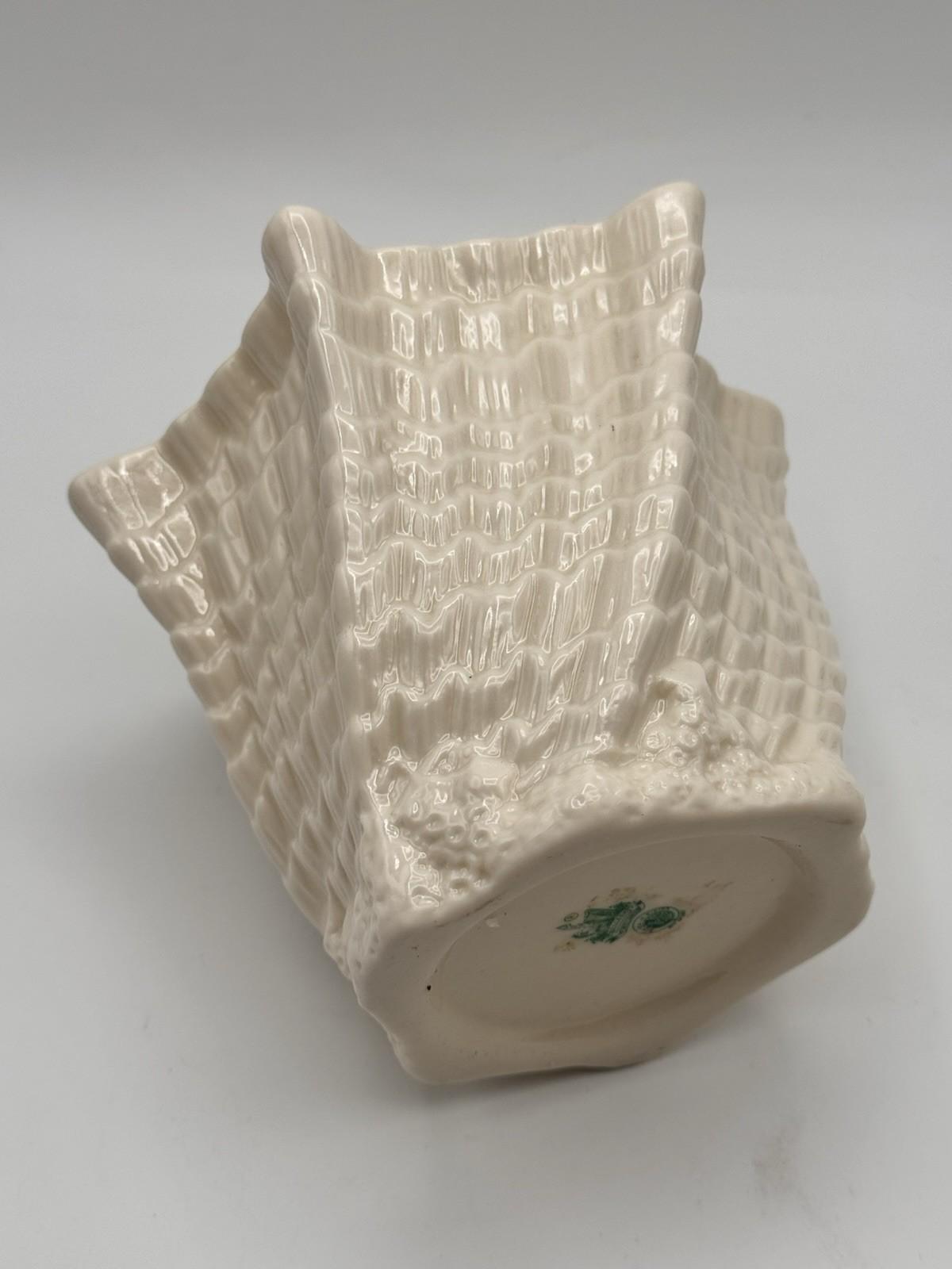Vintage Belleek Vase Pot Twisted Shell Pattern 4.25” 6th Green Mark