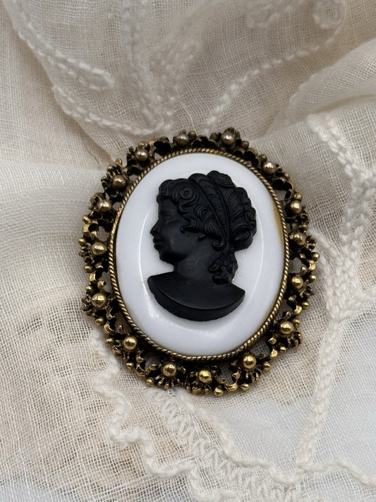 Brooch Cameo Black White Filigree Frame Pendant Victorian Revival Gold Tone 2”