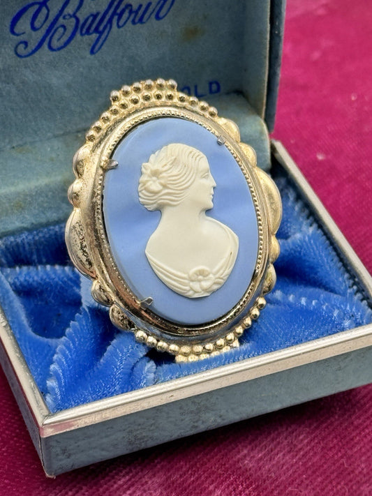 Vintage Cameo Brooch Goldtone Blue White Resin Victorian Revival 1.7”
