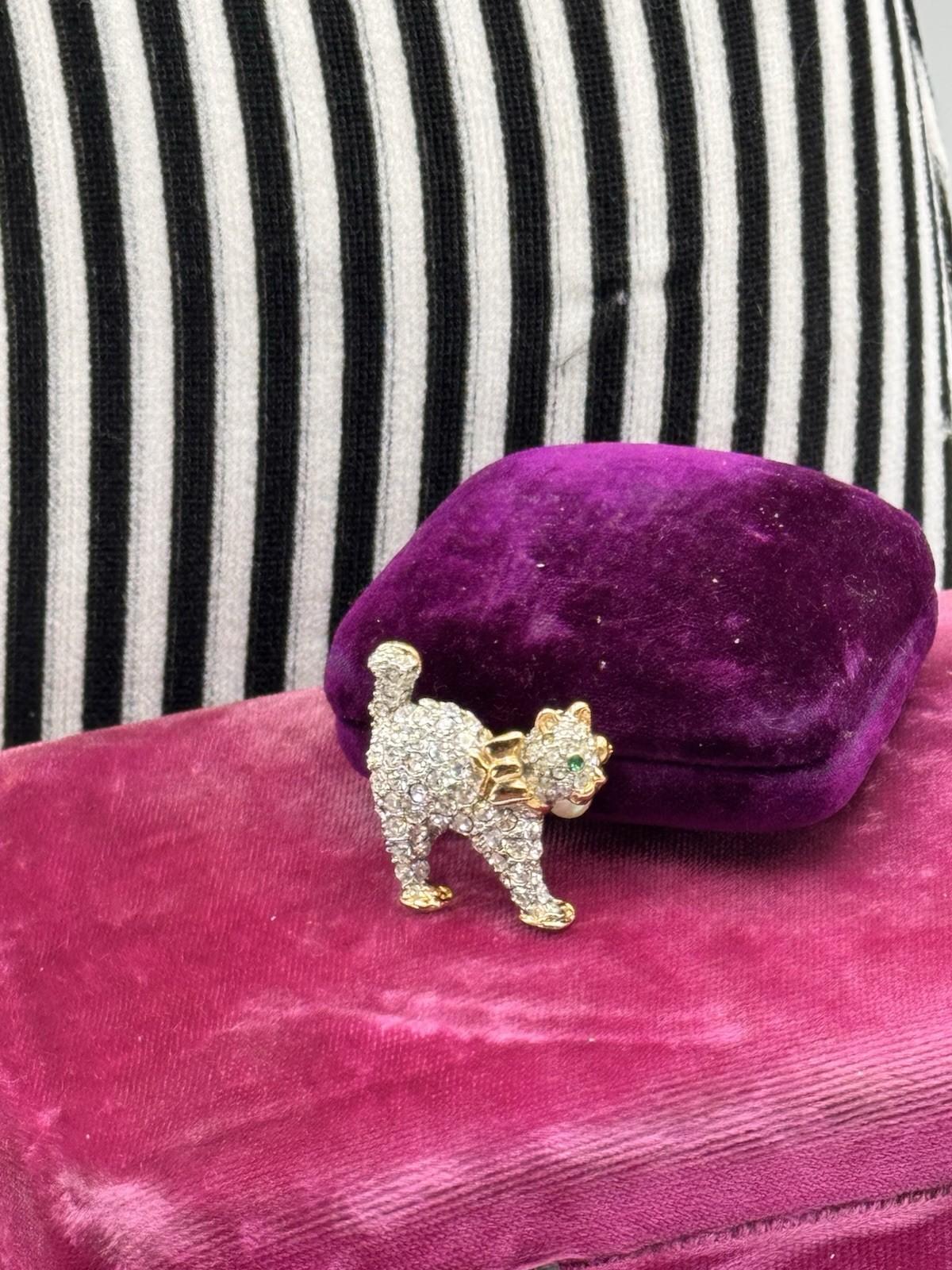 Vintage Rhinestone Cat Brooch Pin Goldtone Clear Crystals Green Eyes 1.25”