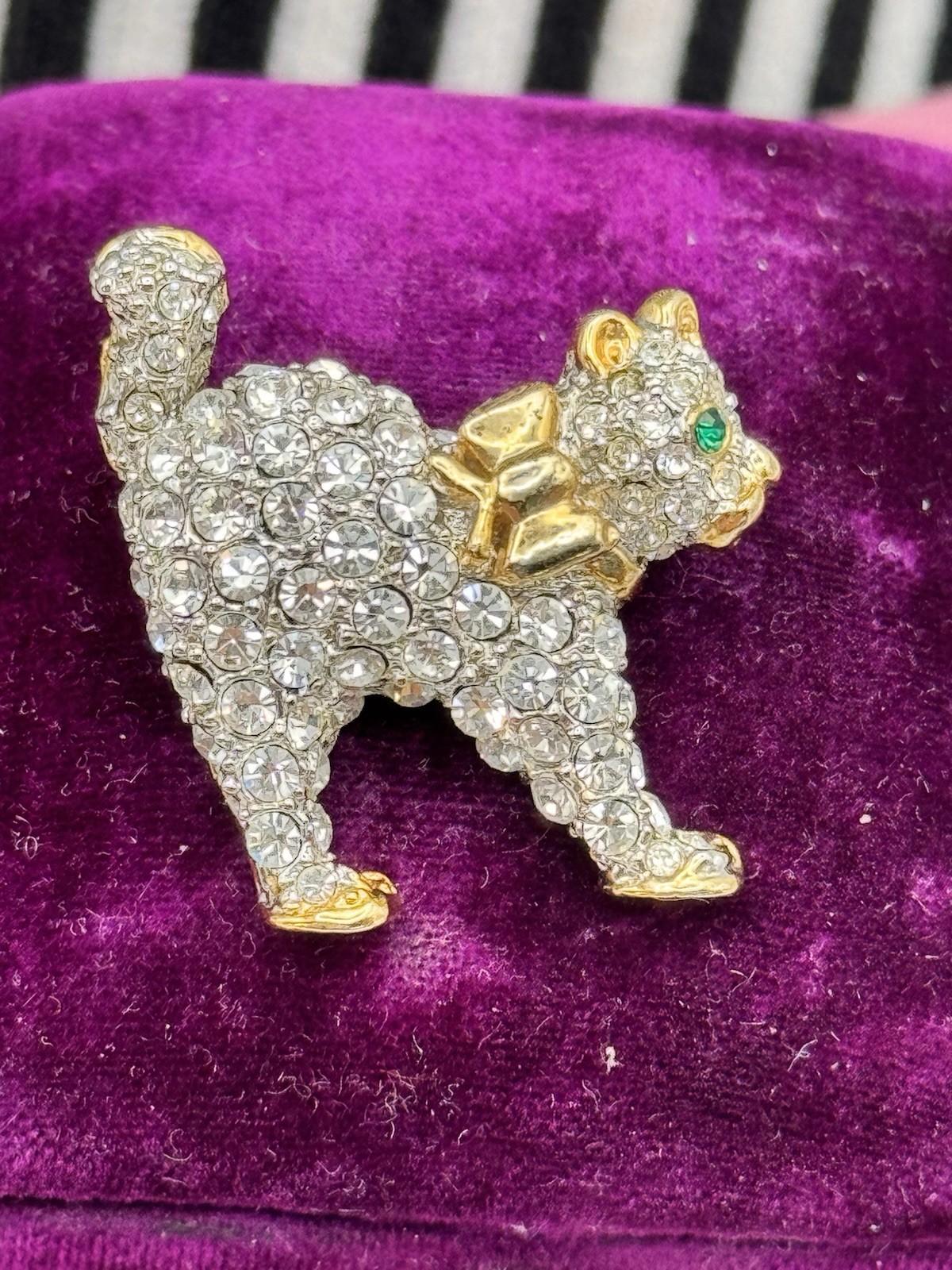 Vintage Rhinestone Cat Brooch Pin Goldtone Clear Crystals Green Eyes 1.25”