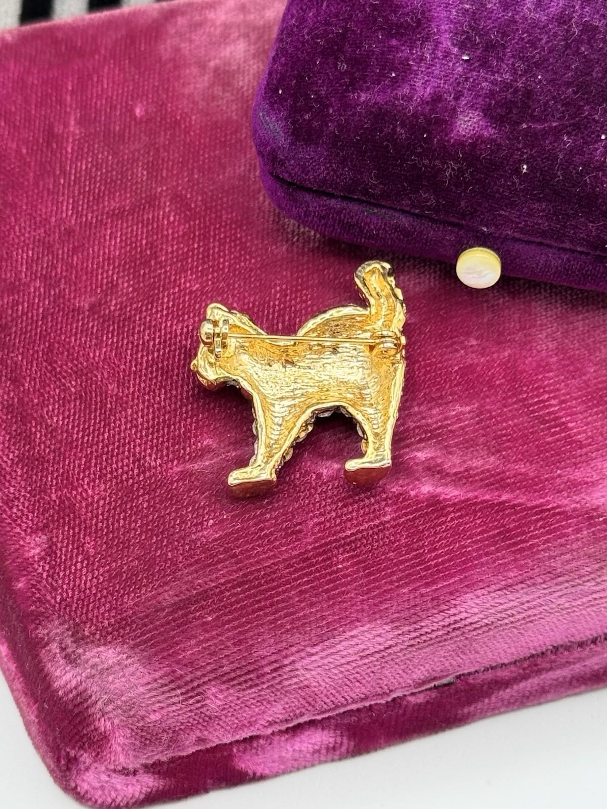 Vintage Rhinestone Cat Brooch Pin Goldtone Clear Crystals Green Eyes 1.25”