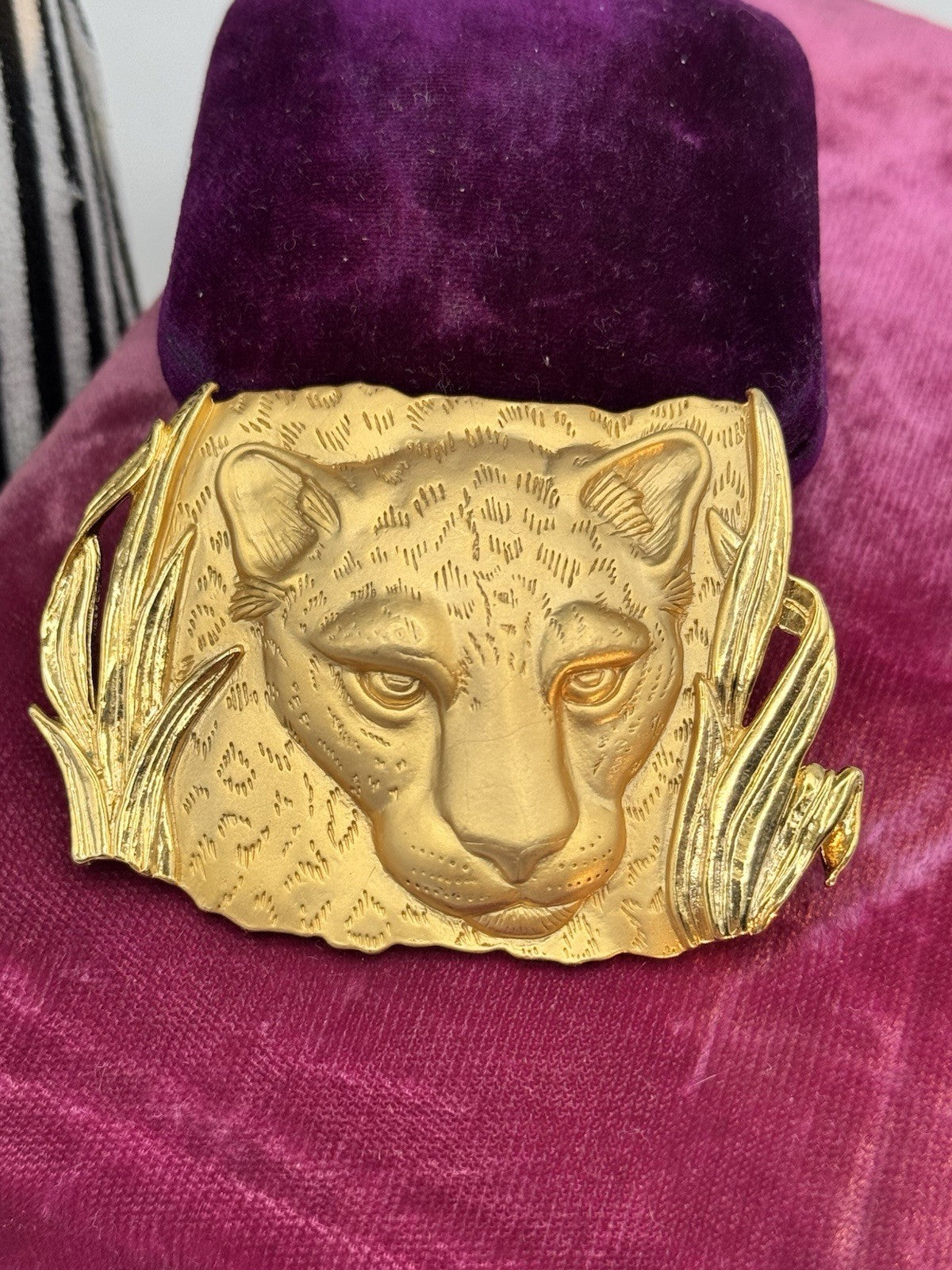 Vintage Cheetah Brooch Pendant Parklane Signed Convertible Goldtone 2.75”