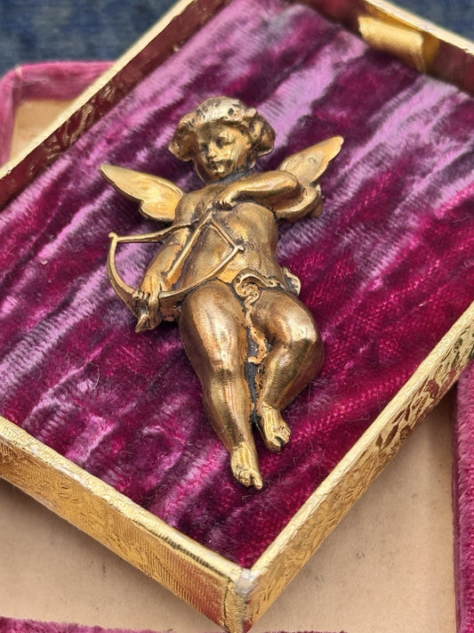 Cupid Cherub Pin Brooch Vintage Brass Figural Romantic Victorian Style 1.75”