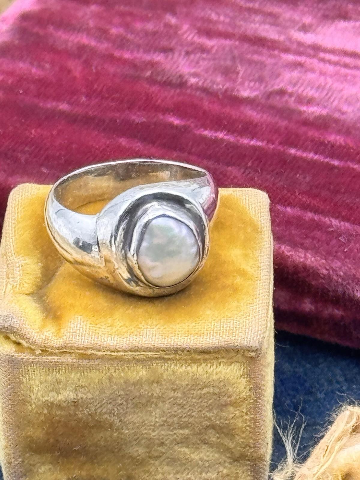 Sterling Silver Pearl Ring Modernist Size 6.75 Vintage Statement