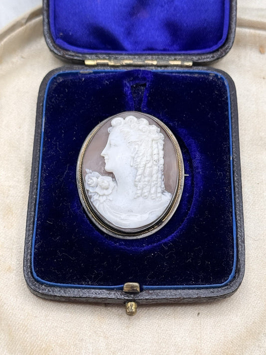 VICTORIAN Cameo Brooch Shell Carved Lady Left Facing C Clasp Rope Bezel Accent